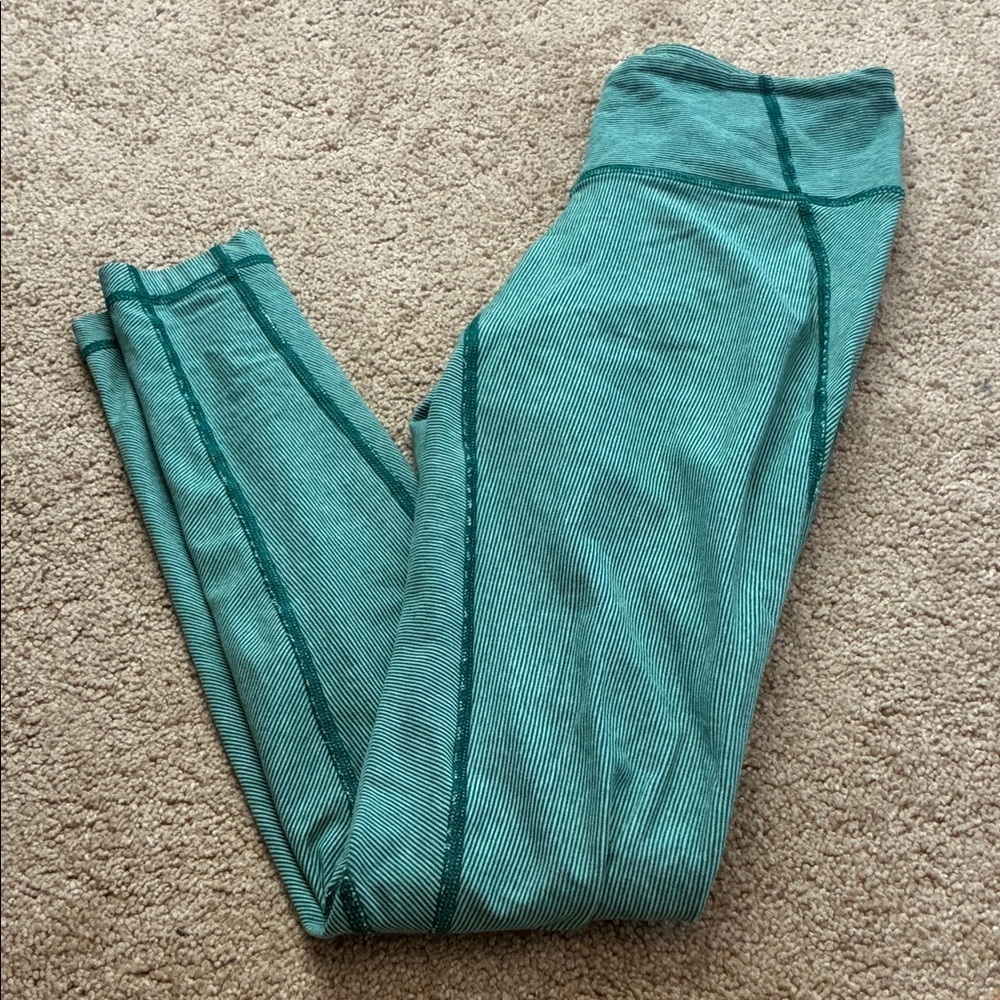 Lululemon size 4 green striped leggings